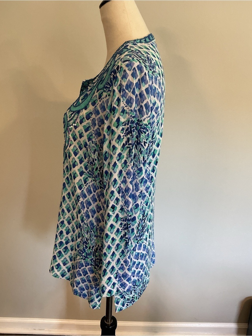 Lilly Pulitzer Amelia Island Embroidered Tunic - Picture 7 of 15